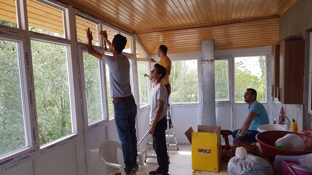 katlanır cam ve pvc doğrama adopen